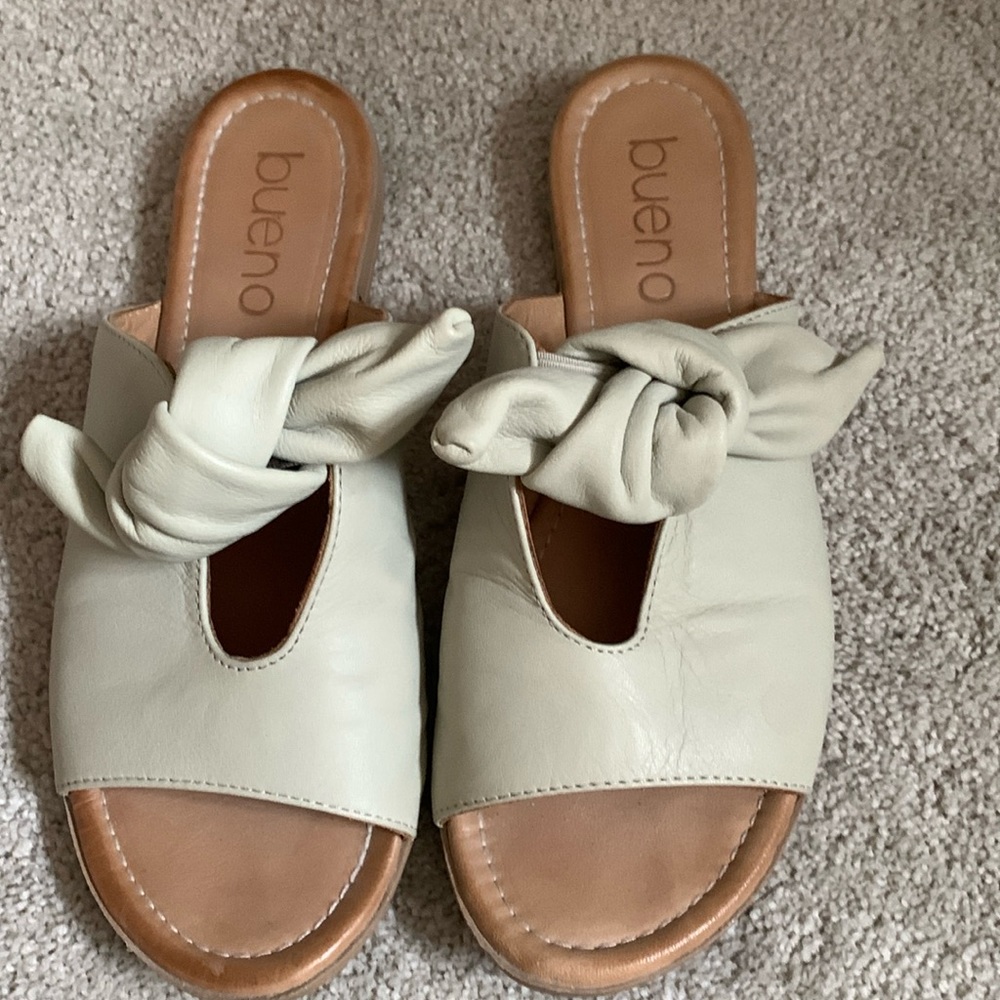 Shoes open toe very cute for dress or casual Bueno brand